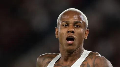 Wallace Yan em campo pelo Fla.
