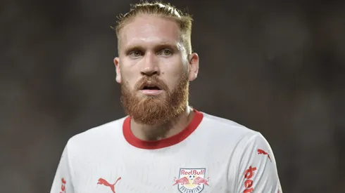 Isidro Pitta não enfrenta o Corinthians.