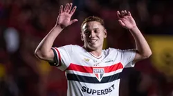 Maik jogador do Sao Paulo durante partida contra o Sport no estadio Ilha do Retiro pelo campeonato Brasileiro A 2025. Foto: Rafael Vieira/AGIF