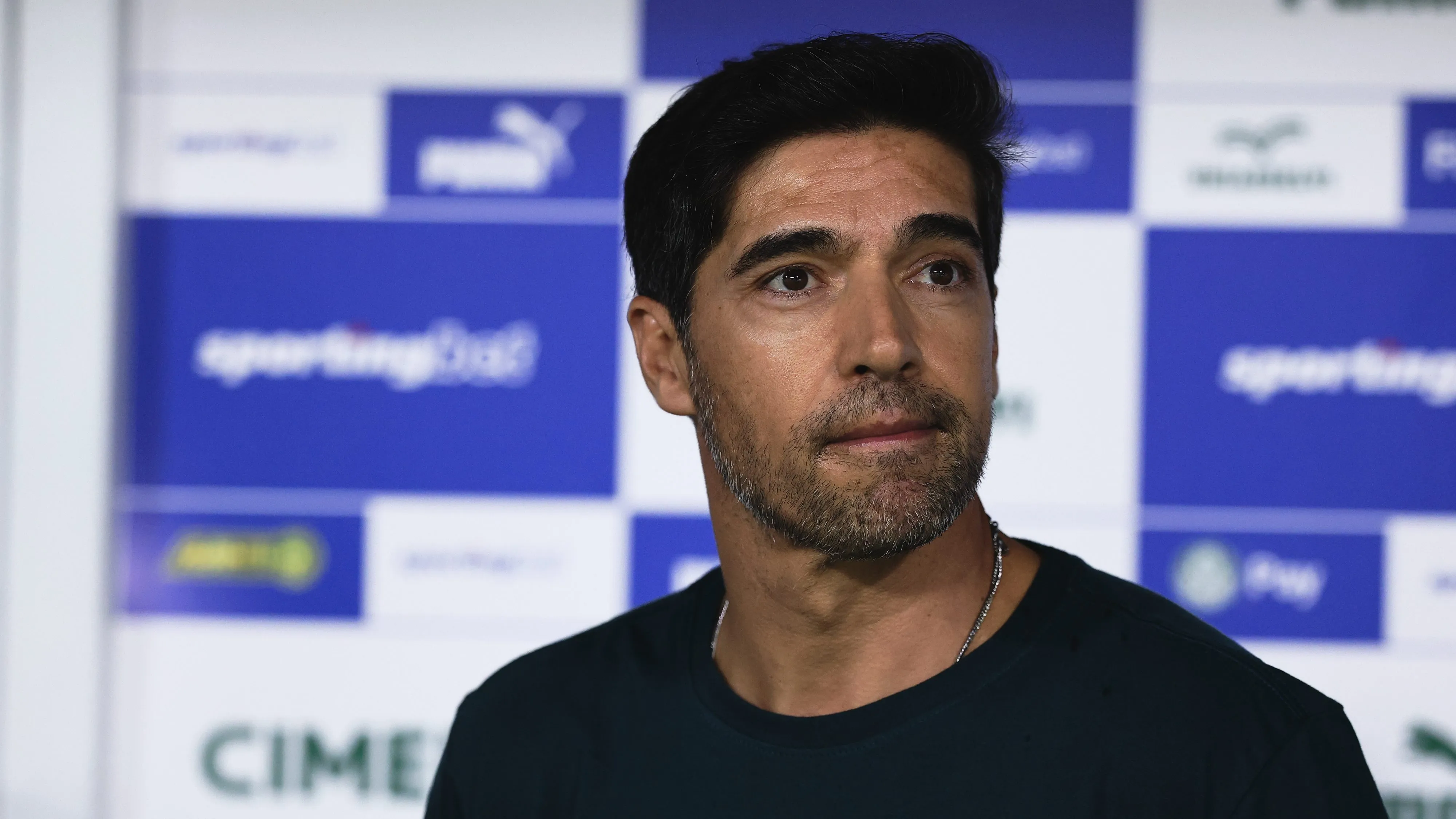 Abel Ferreira tecnico do Palmeiras durante partida contra o Santos no estadio Arena Barueri pelo campeonato Paulista 2026. Foto: Ettore Chiereguini/AGIF