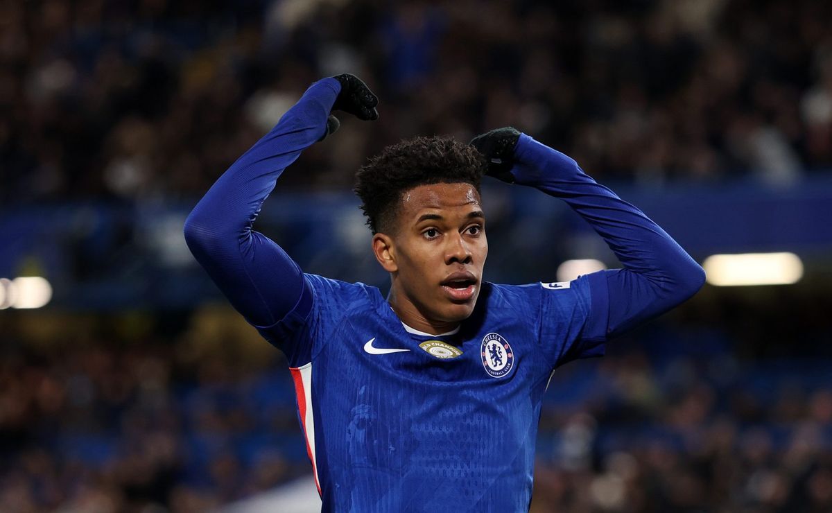 Estêvão explica como evoluiu do Palmeiras para o Chelsea: “Melhorei a compreensão do jogo”
