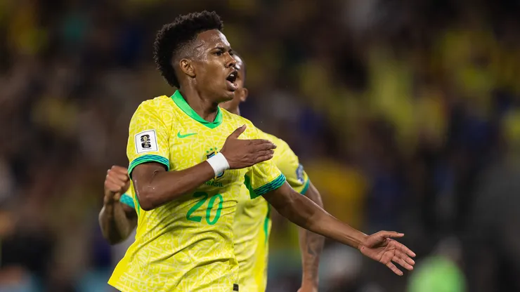 Estêvão na Seleção Brasileira. (Photo by Ruano Carneiro/Getty Images)