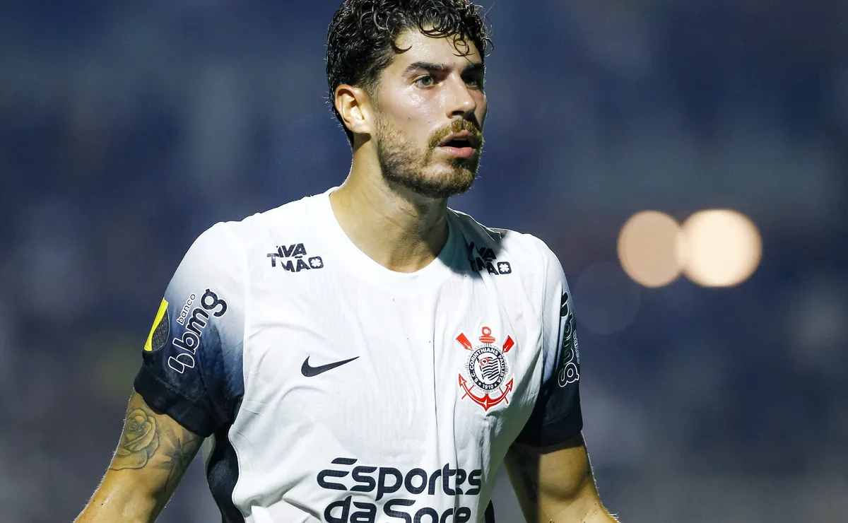 Bragantino x Corinthians: postura de Pedro Raul gera críticas e polêmica entre torcedores