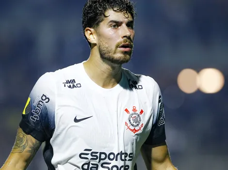 Torcida do Corinthians detona atuação de Pedro Raul contra o Bragantino