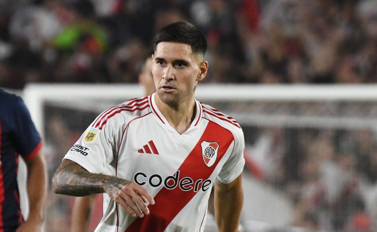 Internacional se aproxima da contratação de Rodrigo Villagra, volante ex-River Plate