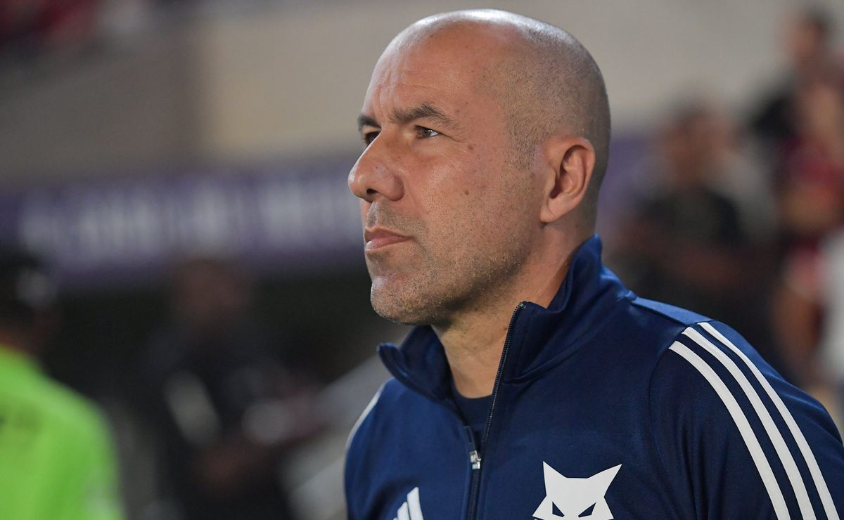 Auxiliar de Leonardo Jadim revela detalhes da negociação com o Flamengo: “Mais que dinheiro”