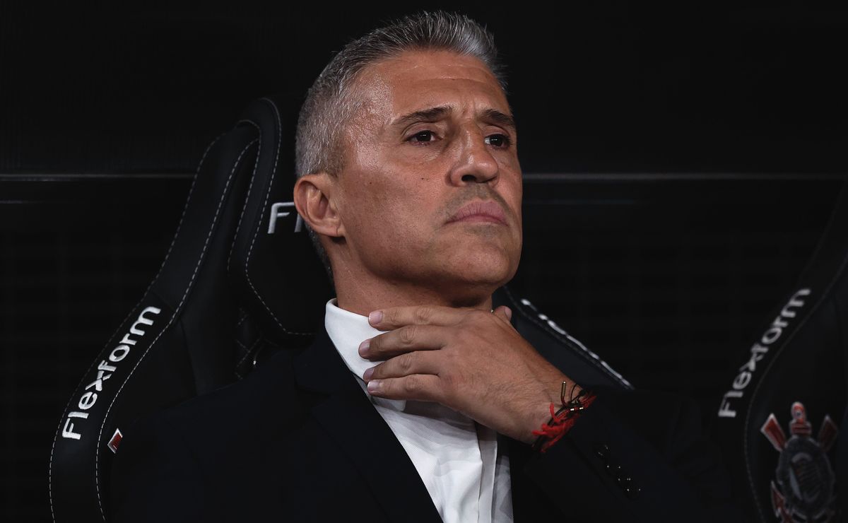 Crespo desabafa sobre crise política, confessa impacto preocupante no elenco: “ que se resolva rapidamente”