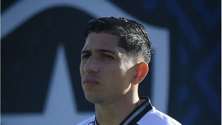 Savarino jogador do Botafogo durante partida contra o Vitoria
