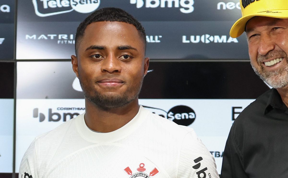 Diego Palacios é oferecido para jogar na LDU e acordo depende da redução dos salários no Corinthians