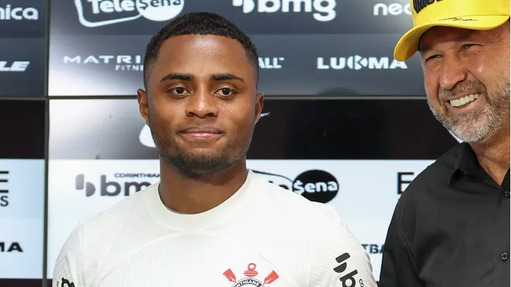 Diego Palacios foi contratado por Augusto Melo.