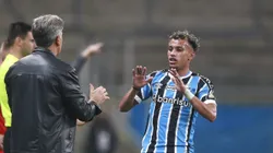 - Bitello negocia retorno ao Tricolor Foto: Fernando Alves/Getty Images