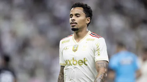 CE – FORTALEZA – 03/08/2025 – BRASILEIRO A 2025, CEARA X FLAMENGO – allan jogador do Flamengo durante partida contra o Ceara no estadio Arena Castelao pelo campeonato Brasileiro A 2025. Foto: Baggio Rodrigues/AGIF
