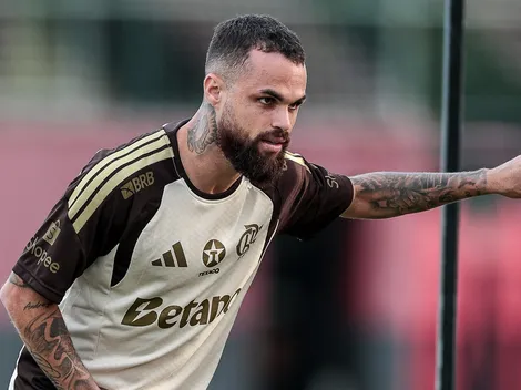 Santos ganha concorrência do Inter para tirar Michael do Flamengo