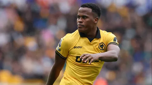 Jhon Arias é desejado pelo Palmeiras.
