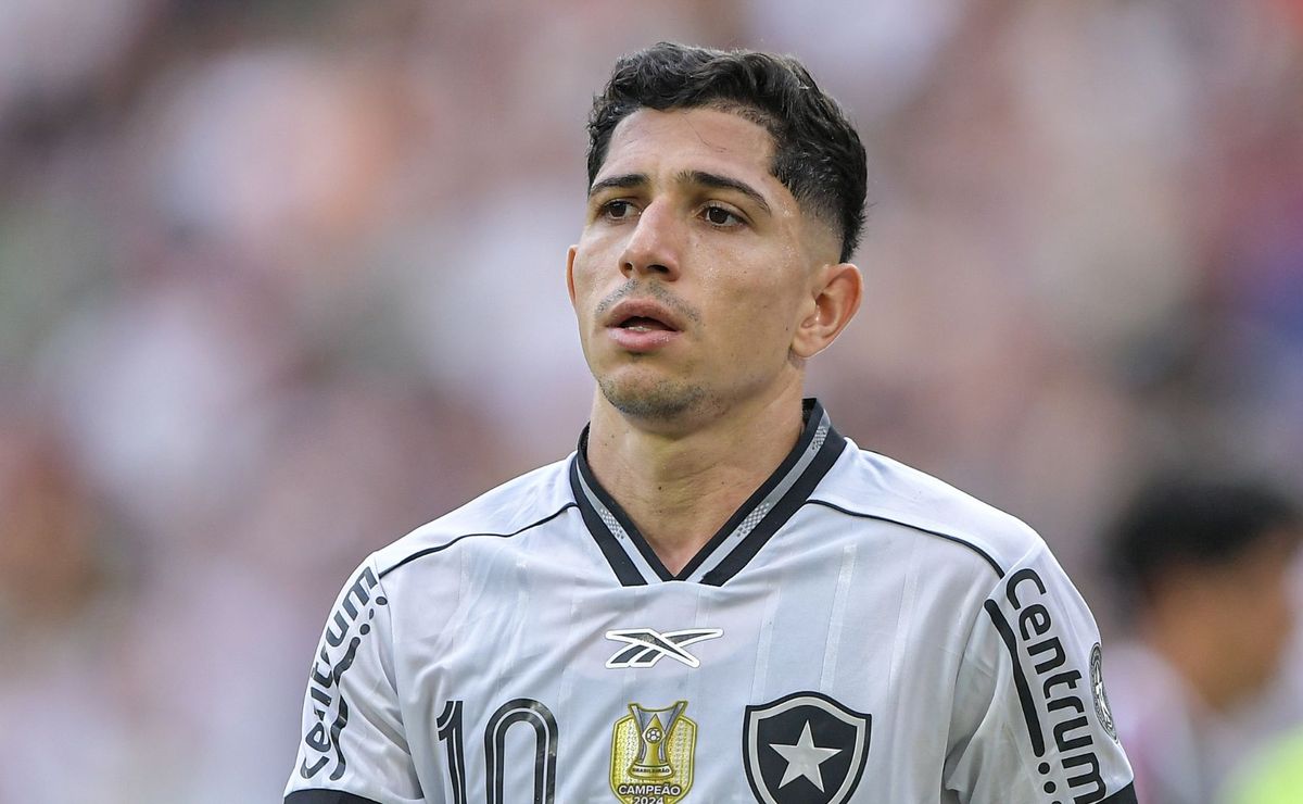 Presidente do Fluminense encerra negociação por Savarino e expõe bastidores de recuo: “Houve pedidos”