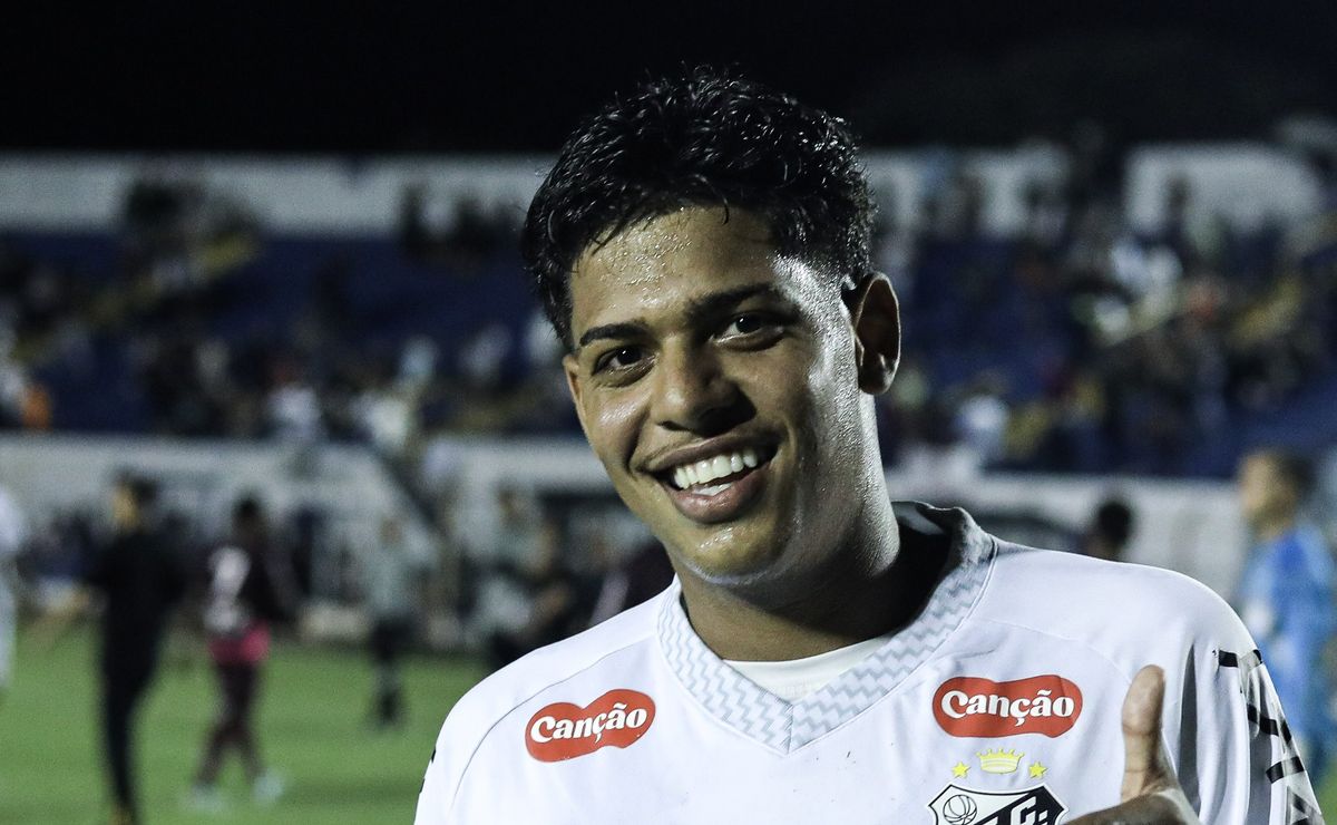 Kenay Martins marca na Copinha, tem multa de 100 milhões de euros e vira assunto no Santos