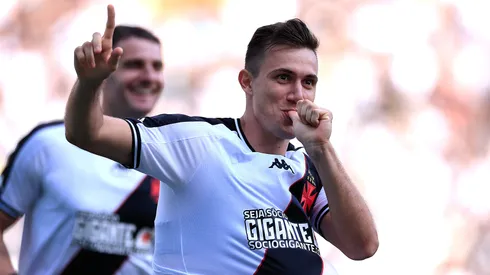 Lucas Piton está em tratamento de lesão no joelho, mas segue valorizado no mercado
