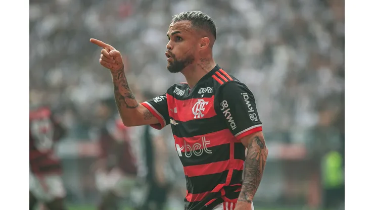 Atacante durante partida pelo Flamengo