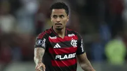 Allan jogador do Flamengo durante partida contra o Deportivo Tachira no estadio Maracana pelo campeonato Copa Libertadores 2025. Foto: Jorge Rodrigues/AGIF