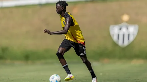 Cissé durante treino no Atlético-MG. Foto: Pedro Souza/Atlético-MG
