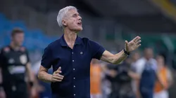 RS - PORTO ALEGRE - 14/01/2026 - GAUCHO 2026, GREMIO X SAO JOSE - Luis Castro tecnico do Gremio durante partida contra o Sao Jose no estadio Arena do Gremio pelo campeonato Gaucho 2026. Foto: Maxi Franzoi/AGIF