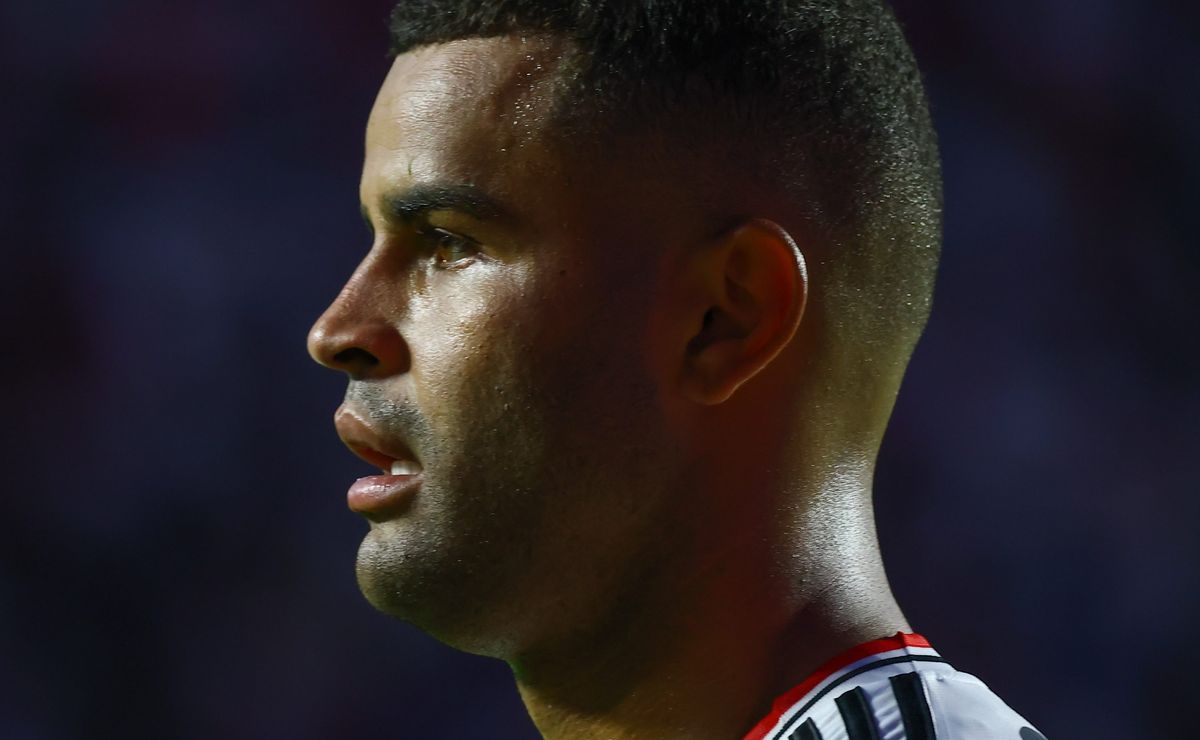 Alisson por José Martínez? Troca está completamente descartada no Corinthians, e Crespo veta venezuelano