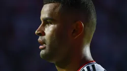 Alisson negocia com o Corinthians.