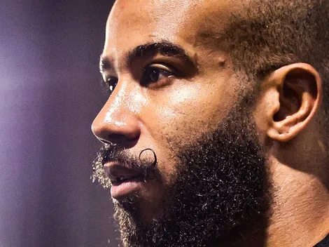 Torcida do Santos celebra anúncio de Patrick no Clube do Remo