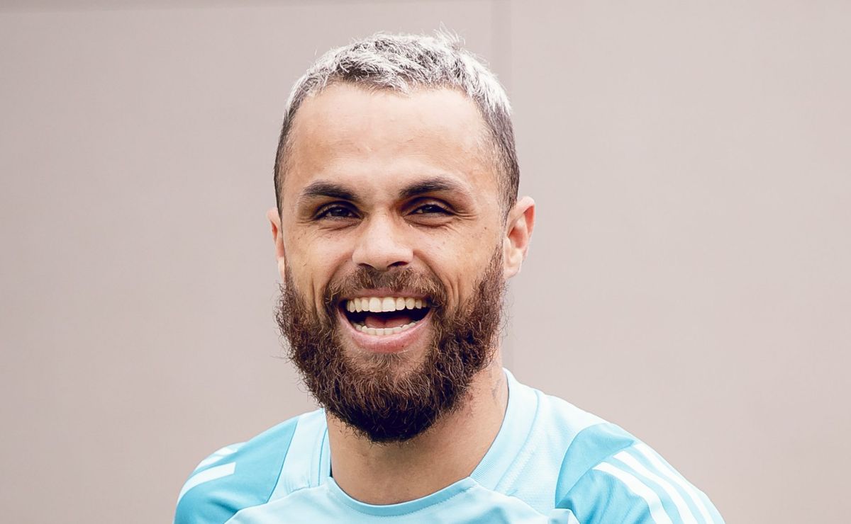 Michael vendido pelo Flamengo ao Santos tem atualização quente e torcida repercute: “Bom com a gente”