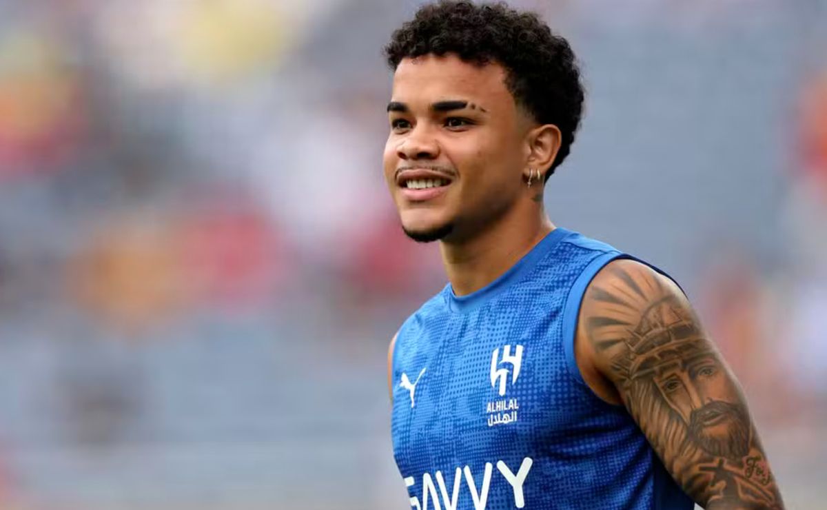 Corinthians trava anúncios, e bastidores revelam o que falta para anunciar Milans e Kaio César