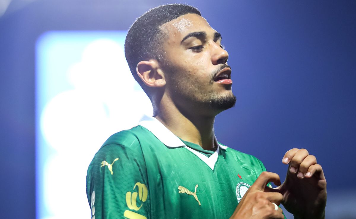 Riquelme Fillipi cita Endrick e Estêvão ao destacar força da base do Palmeiras após estreia como titular