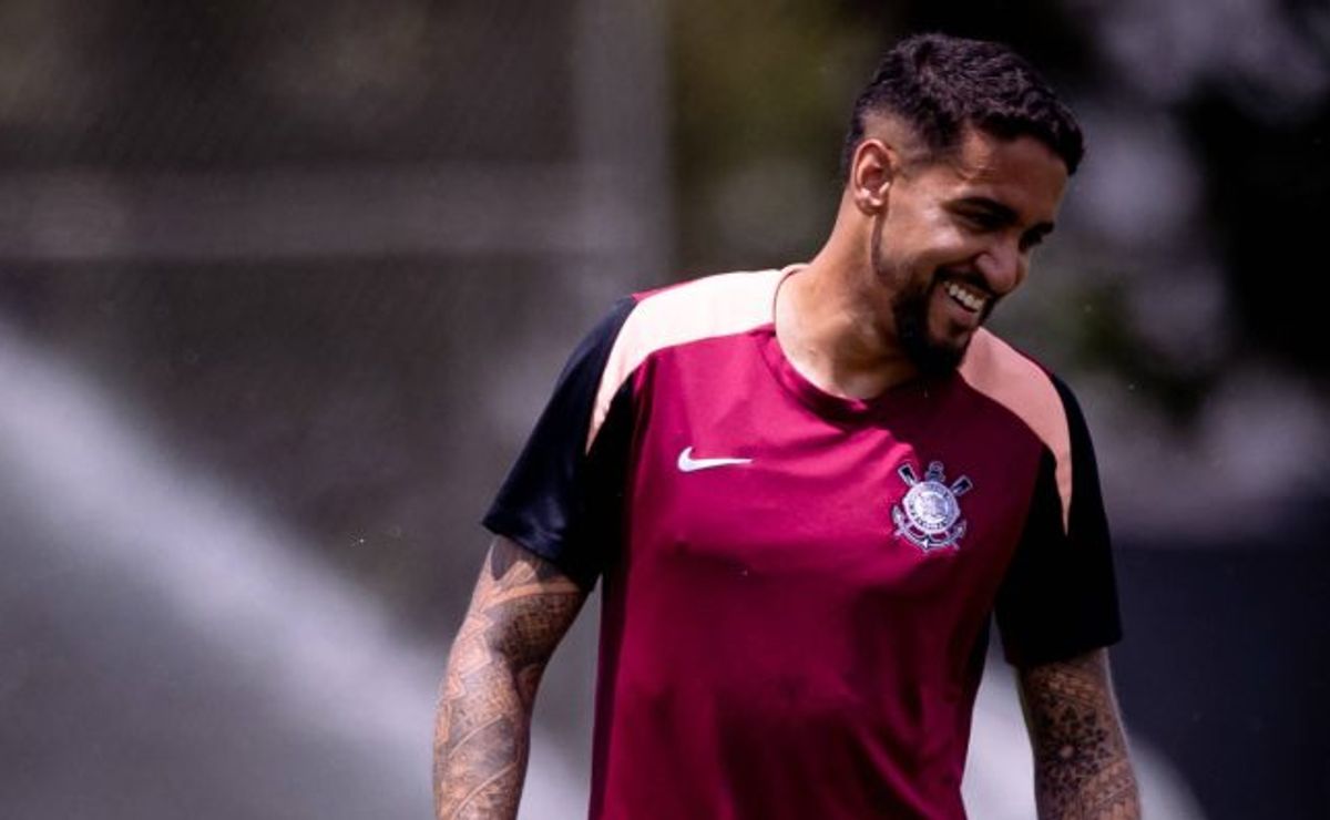 Matheus Pereira destaca sensação de voltar ao Corinthians após dez anos: “Inexplicável”