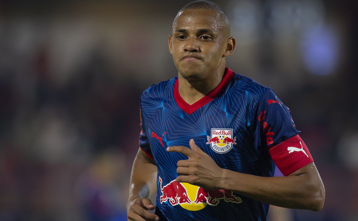 Palmeiras usa venda de Jhon Jhon como trunfo e espera sinal do Zenit por Nino