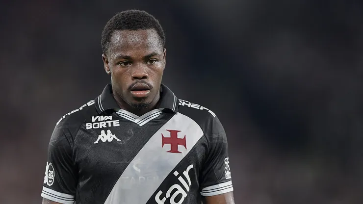 Andrés Gómez analisou possível saída de Rayan do Vasco. Foto: Thiago Ribeiro/AGIF