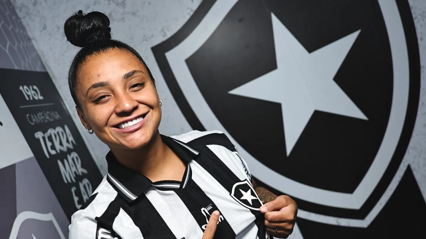 Tauane Zóio em anúncio para o Botafogo