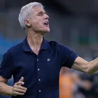 Grêmio define escalação com Tetê titular