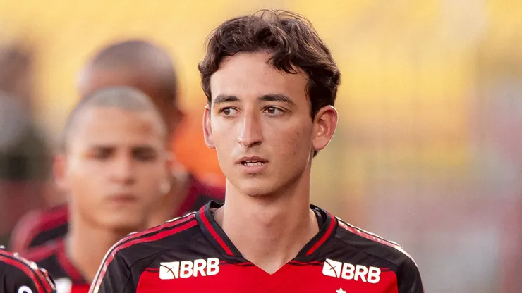Carbone foi expulso com apenas dez minutos diante do Volta Redonda Foto: Adriano Fontes/Flamengo