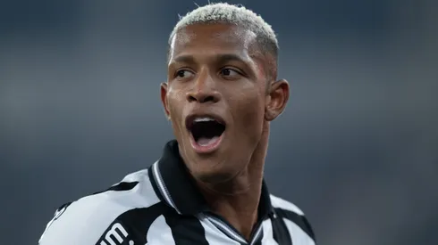 Zenit buscou informações sobre Danilo, mas volante se nega a jogar na Rússia
