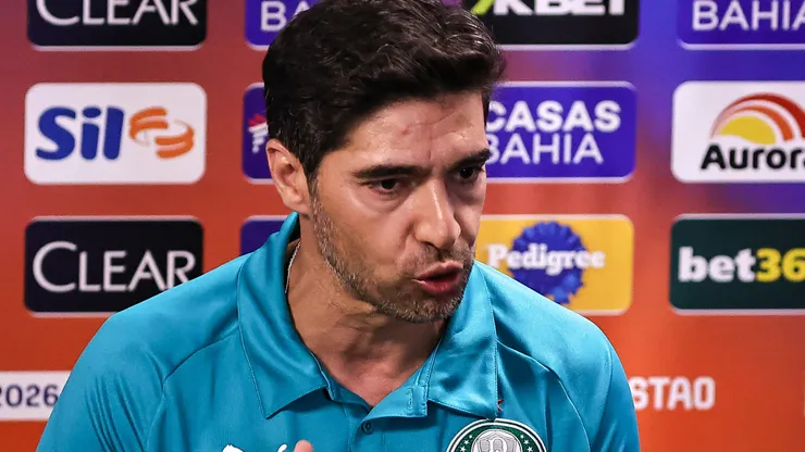 Abel Ferreira citou o Cruzeiro em coletiva.