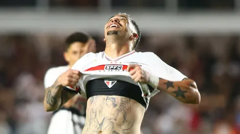 Luciano concentra esperanças do São Paulo, decide jogos e divide a torcida sobre status de ídolo — Foto Mauricio De SouzaAGIF
