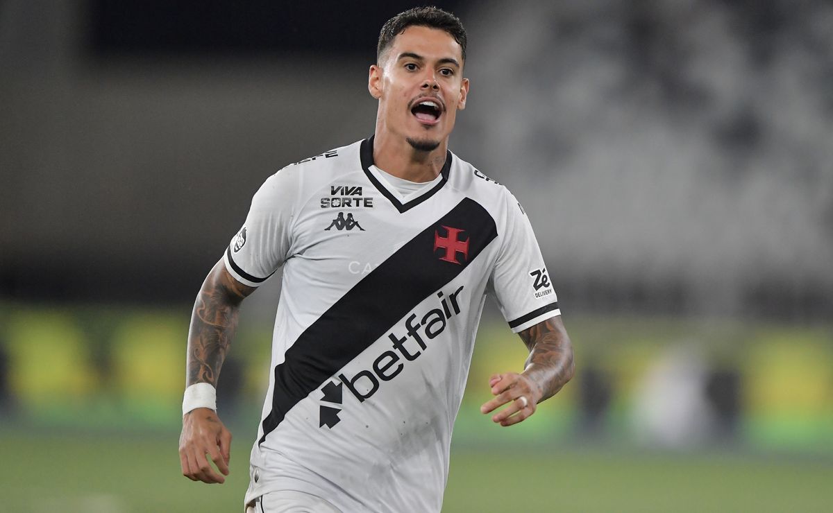 Lucas Freitas, do Vasco, recebe sondagem do Vitória e pode deixar o clube nesta janela
