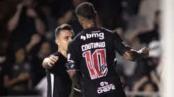 Coutinho comemora gol contra o Maricá pelo Campeonato Carioca