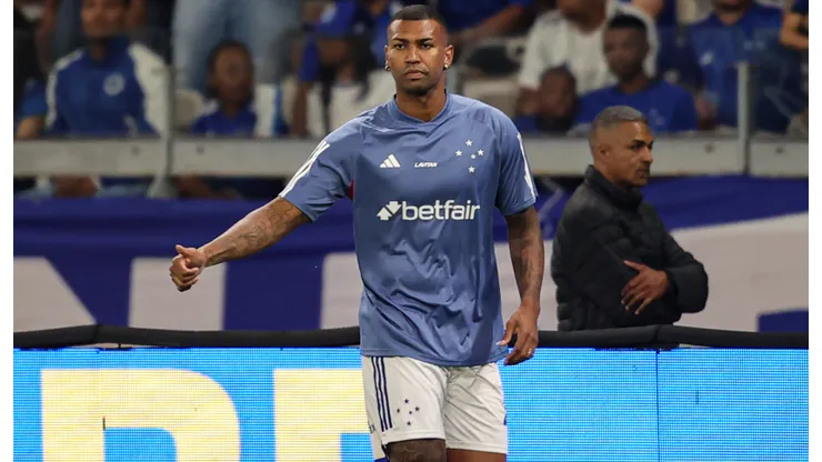 Walace pode ser negociado pelo Cruzeiro - Foto: Gilson Lobo/AGIF