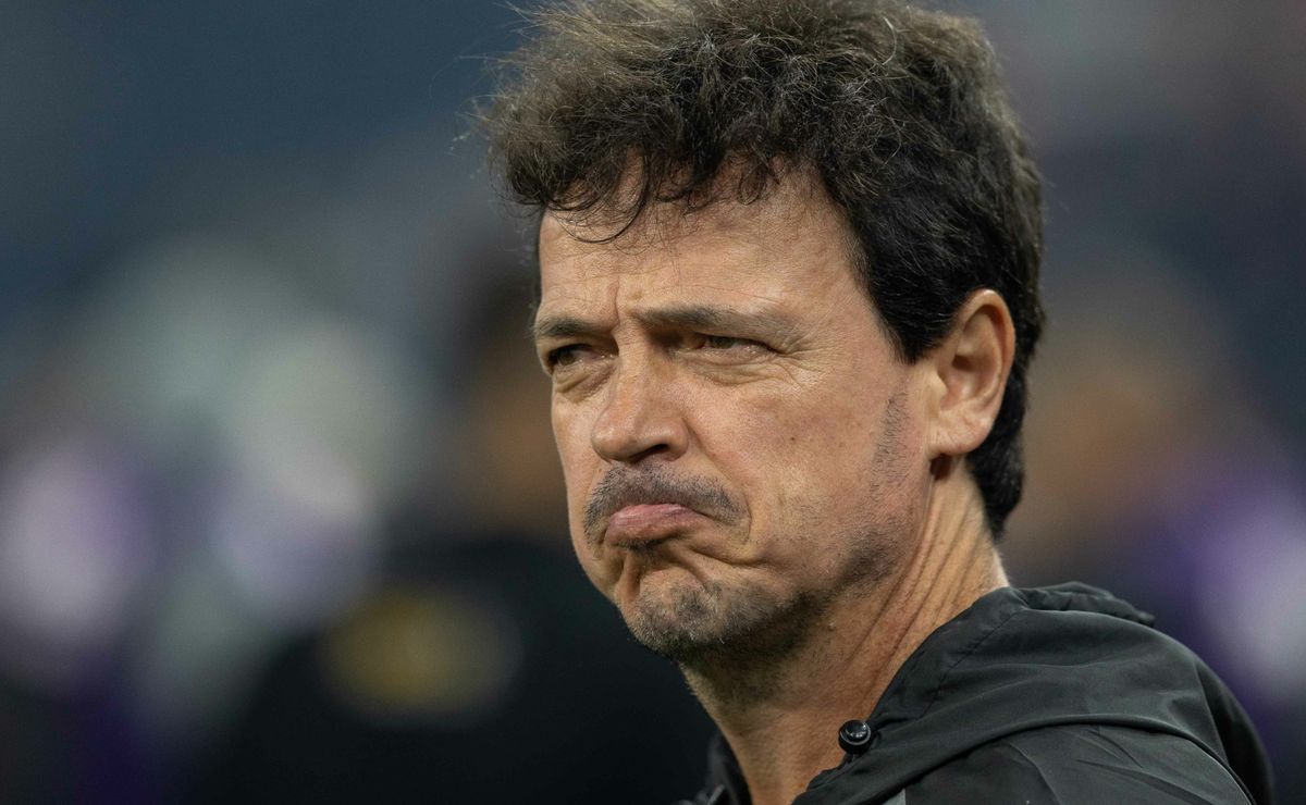 Escalação do Vasco: Fernando Diniz ‘saca’ titulares e muda o time contra o Nova Iguaçu