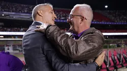 Hernan Crespo tecnico do Sao Paulo e Dorival Junior tecnico do corinthians se cumprimentam durante partida contra o Corinthians no estadio Morumbi pelo campeonato Brasileiro A 2025. Foto: Ettore Chiereguini/AGIF
