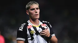 Rollheiser é um dos titulares no Santos. Foto: Ettore Chiereguini/AGIF