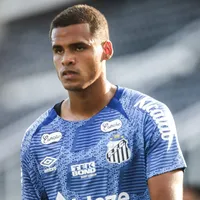 Santos empresta Enzo Monteiro até dezembro de 2026, e atacante é anunciado em clube da Coreia do Sul