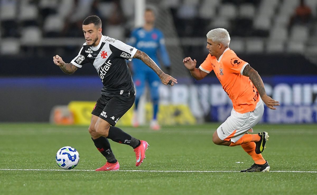 Vidente crava duelo equilibrado entre Vasco e Nova Iguaçu pelo Campeonato Carioca 2026