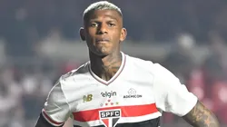 Zagueiro começou no time titular do São Paulo
