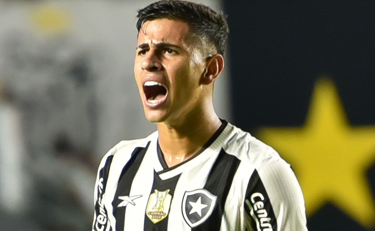 Botafogo vê David Ricardo sendo disputado “à tapa” e Torino prepara oferta de 7 milhões de euros